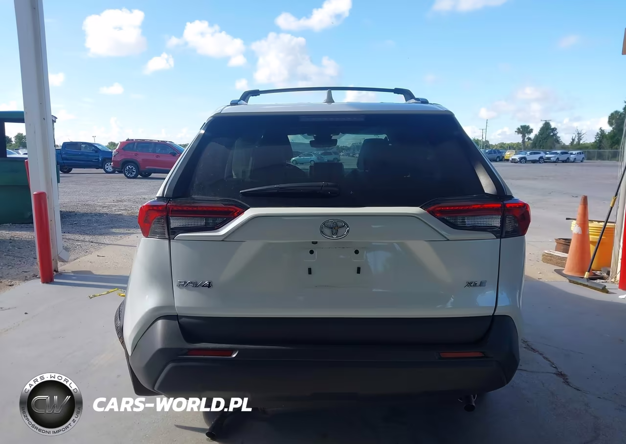 2025 Toyota Rav4 Xle Premium VIN:2T3C1RFV2SW406698 - 17