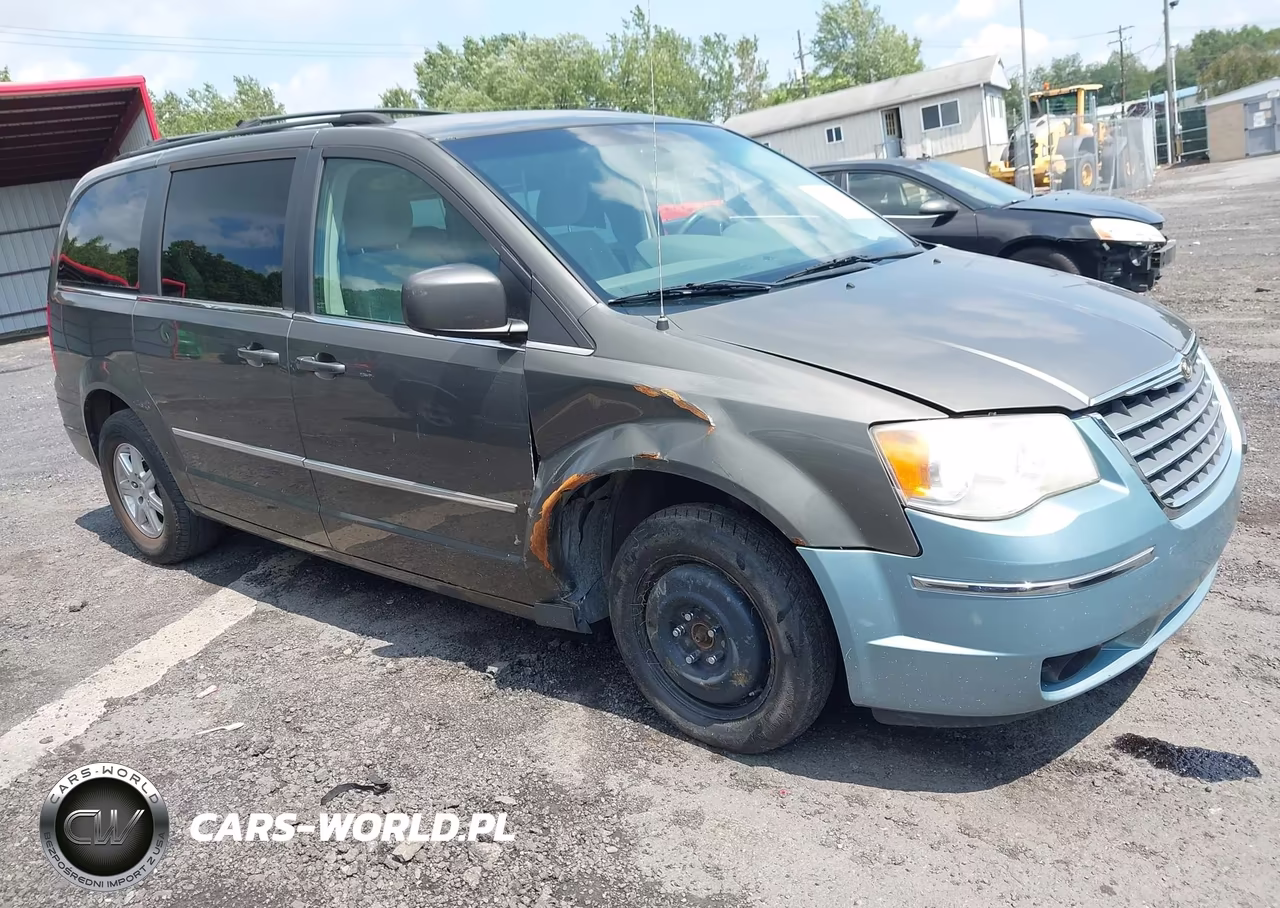 2010 Chrysler Town & Country Touring