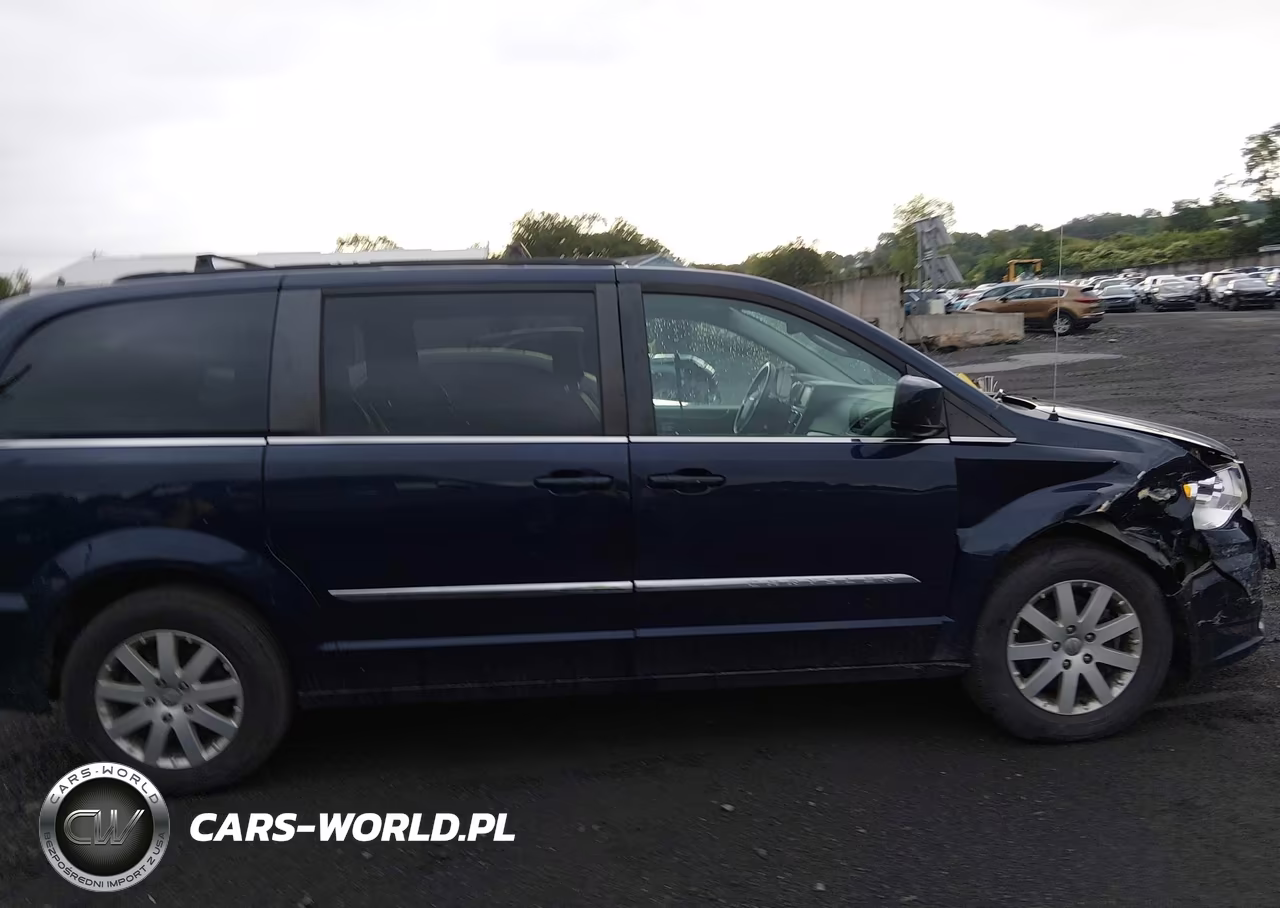 2014 Chrysler Town & Country Touring VIN:2C4RC1BG6ER159133 - 13