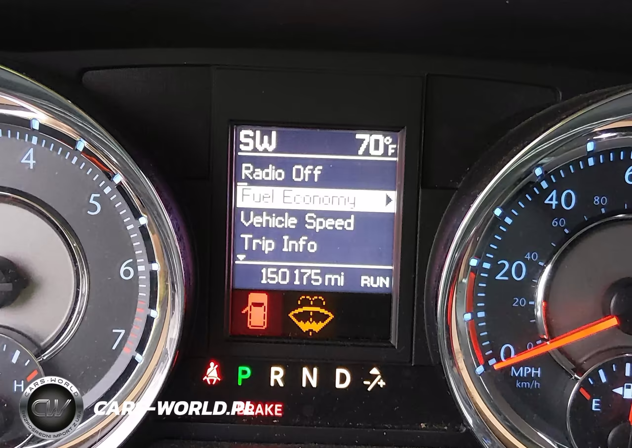 2014 Chrysler Town & Country Touring VIN:2C4RC1BG6ER159133 - 15