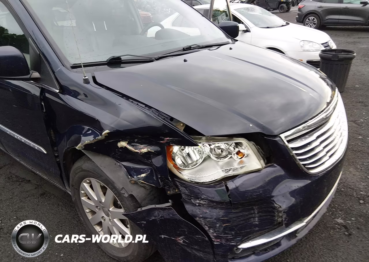 2014 Chrysler Town & Country Touring VIN:2C4RC1BG6ER159133 - 6
