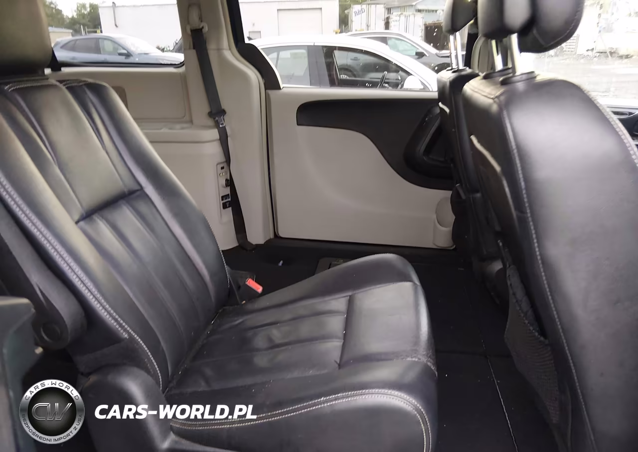 2014 Chrysler Town & Country Touring VIN:2C4RC1BG6ER159133 - 8