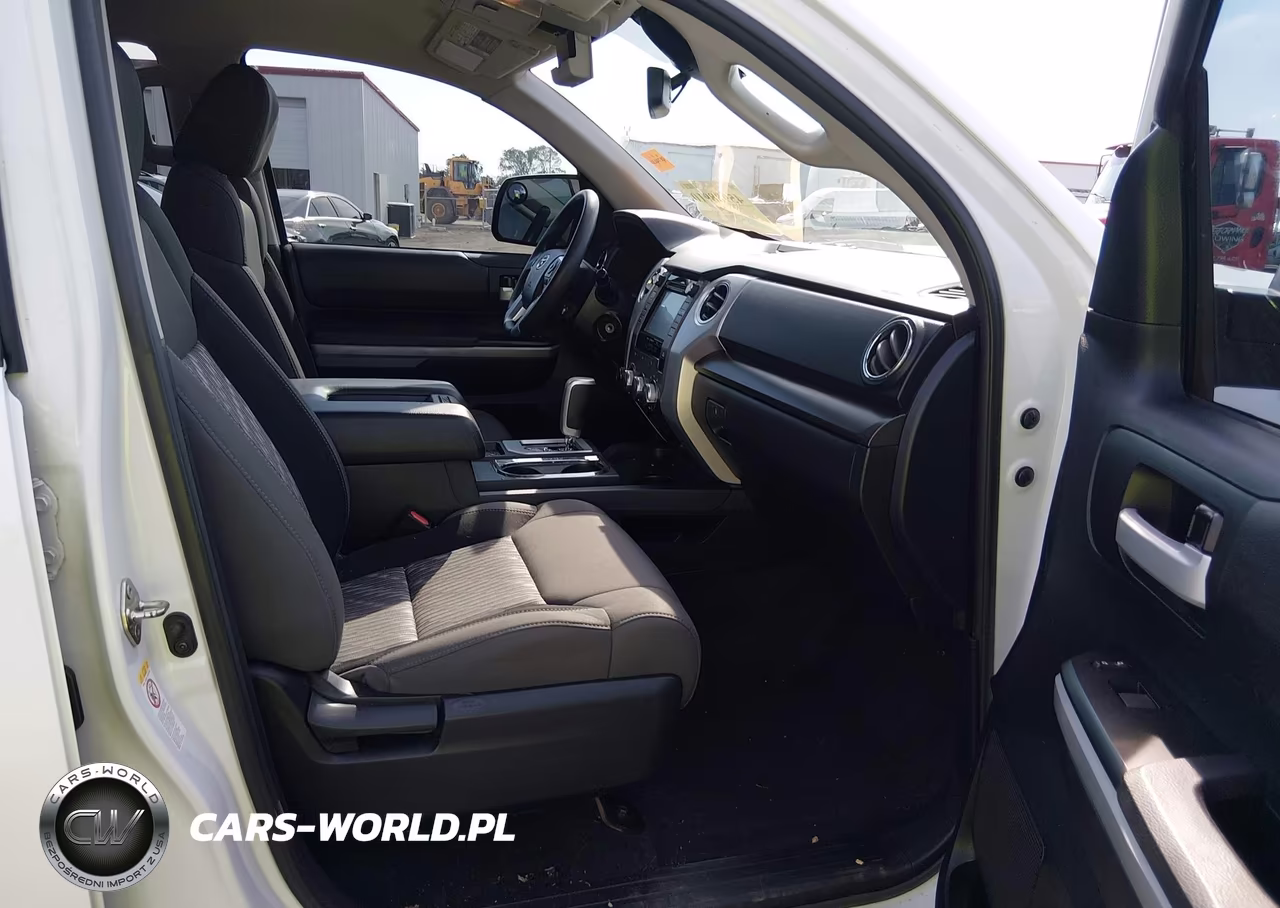 2018 Toyota Tundra Sr5 5.7L V8 VIN:5TFUW5F1XJX707127 - 5