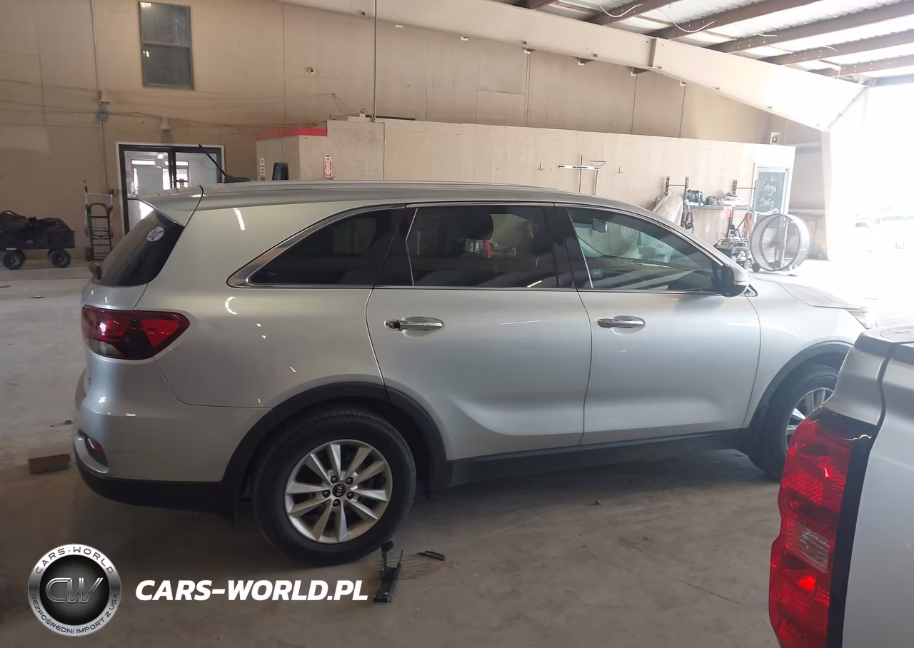 2019 Kia Sorento 2.4L L VIN:5XYPG4A36KG559222 - 13
