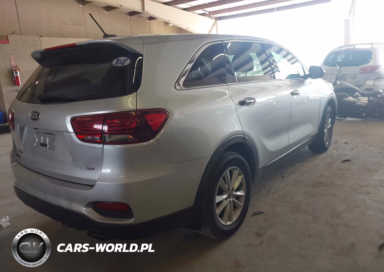 2019 Kia Sorento 2.4L L VIN:5XYPG4A36KG559222 - 4