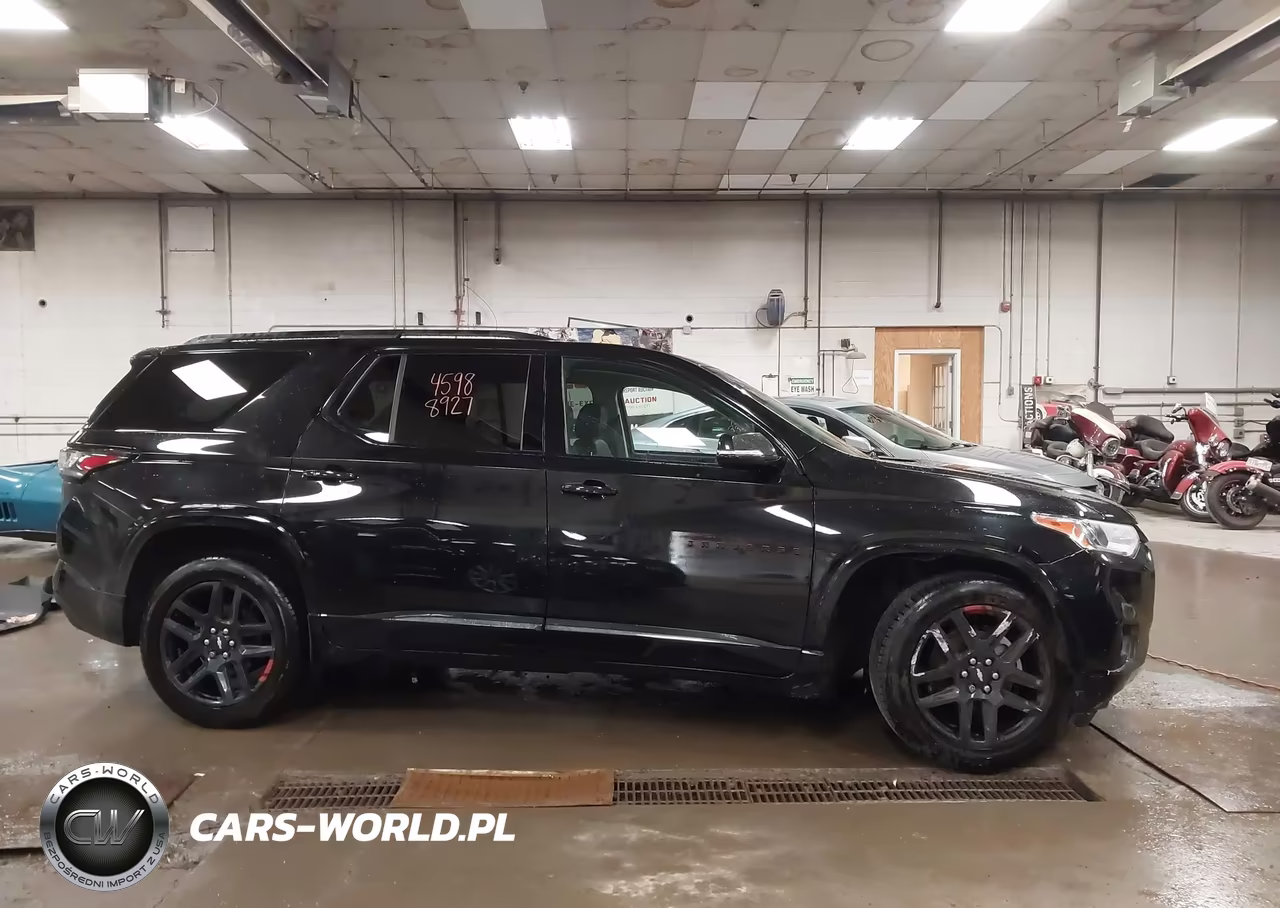 2018 Chevrolet Traverse Premier VIN:1GNEVJKW3JJ127794 - 14