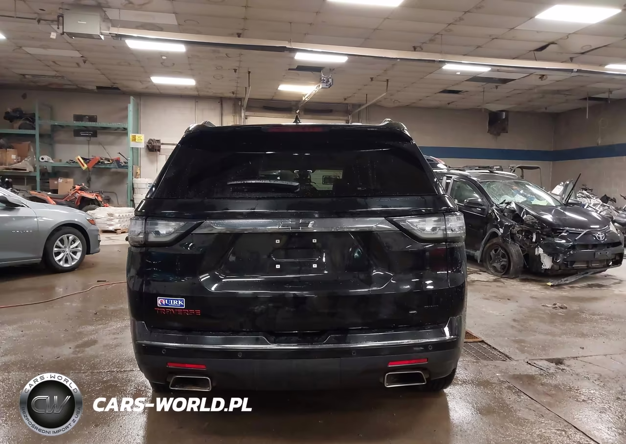2018 Chevrolet Traverse Premier VIN:1GNEVJKW3JJ127794 - 17