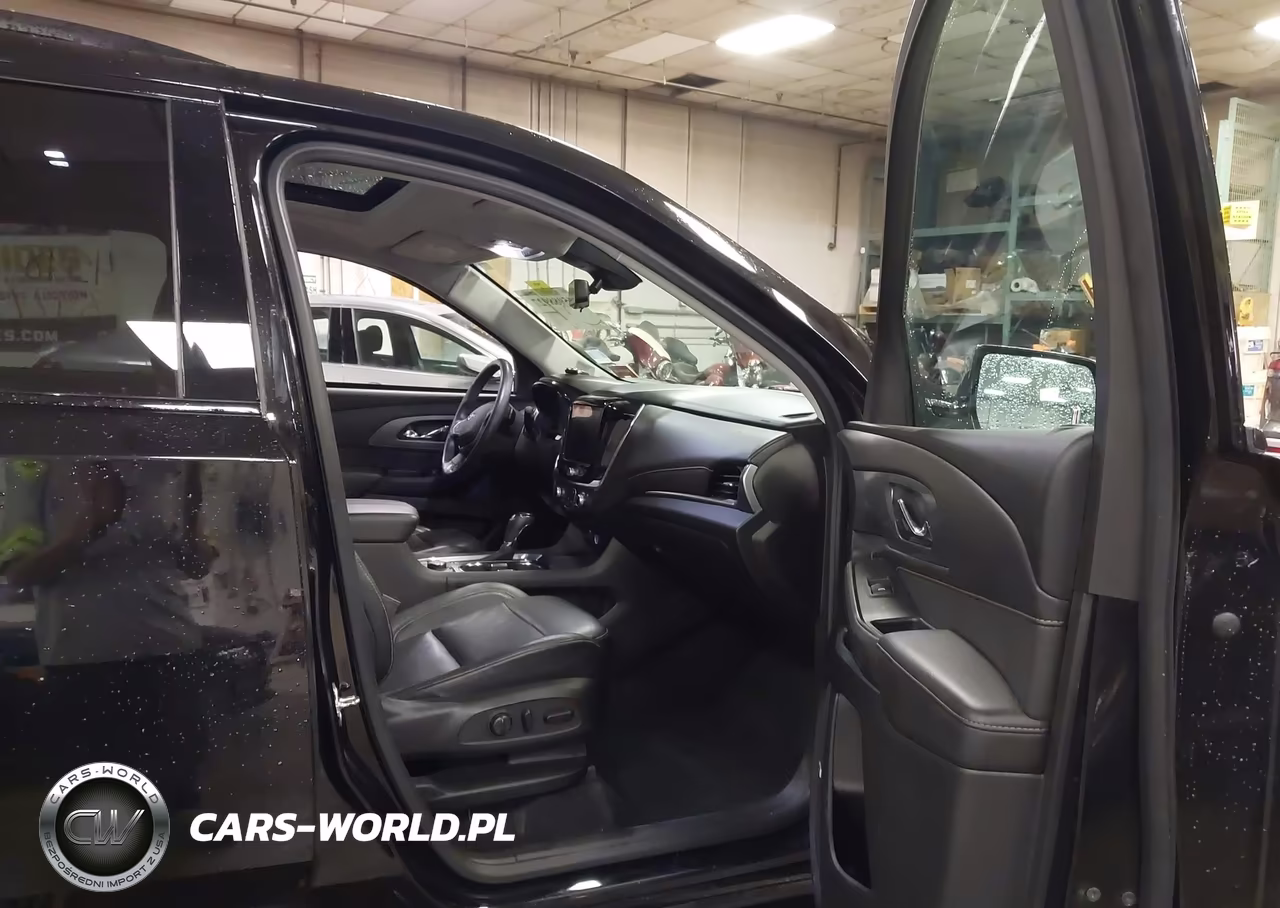 2018 Chevrolet Traverse Premier VIN:1GNEVJKW3JJ127794 - 5