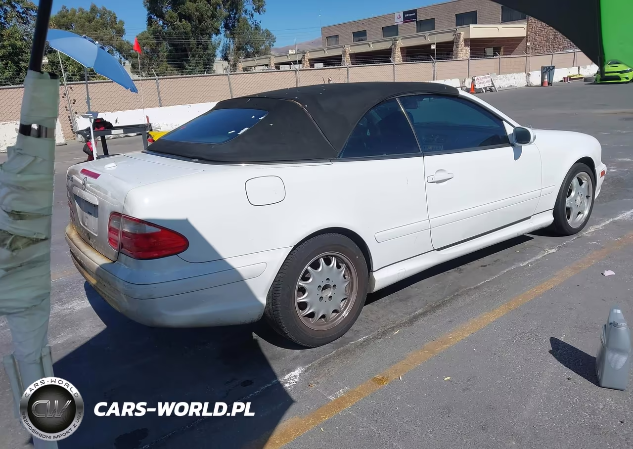 2000 Mercedes-Benz Clk 430 VIN:WDBLK70G7YT052814 - 4
