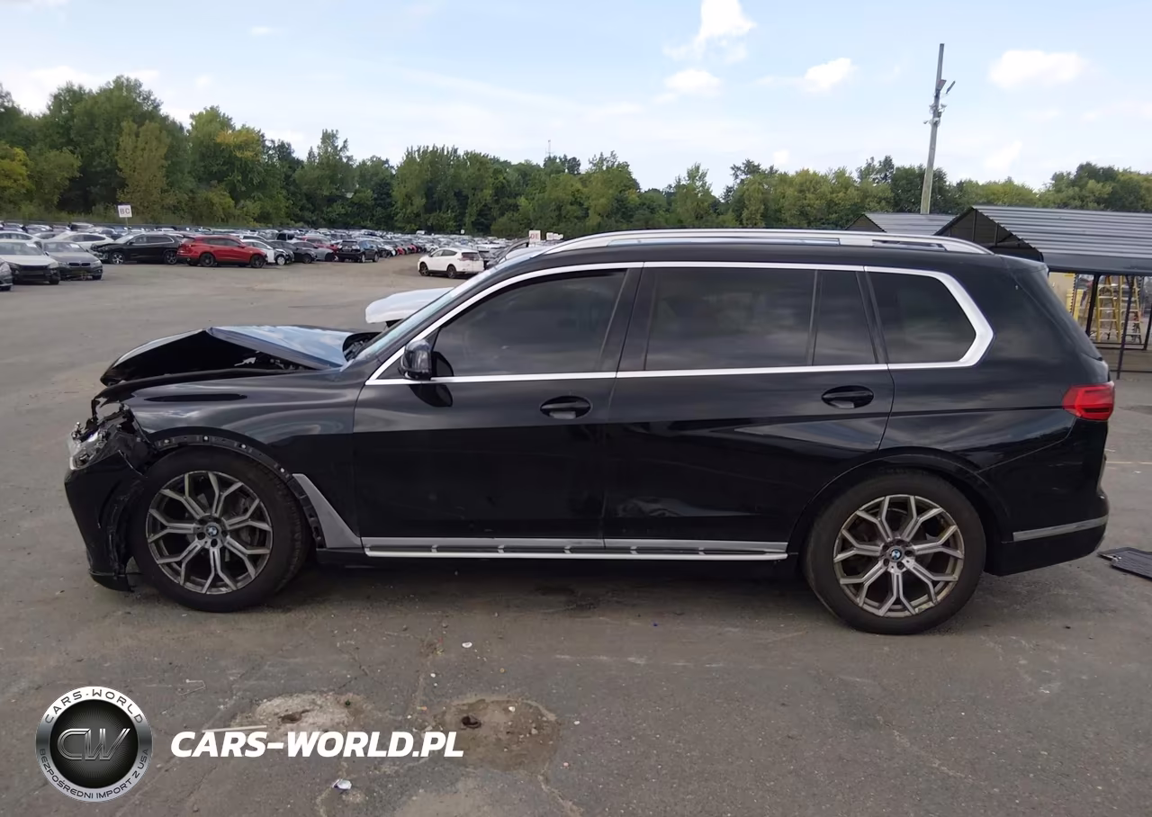 2020 BMW X7 xDrive40I VIN:5UXCW2C08L9B26417 - 14
