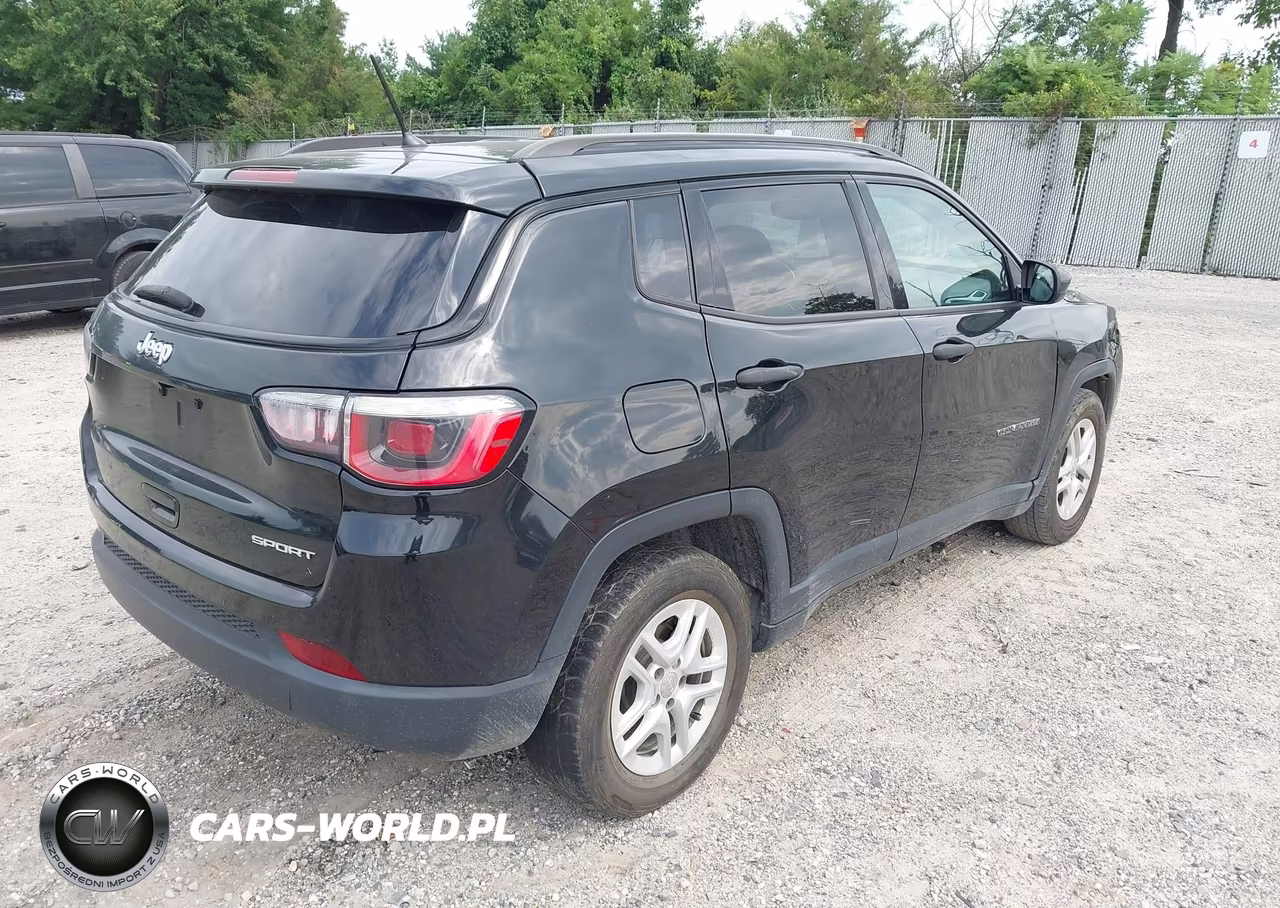 2018 Jeep Compass Sport Fwd VIN:3C4NJCAB0JT105596 - 4
