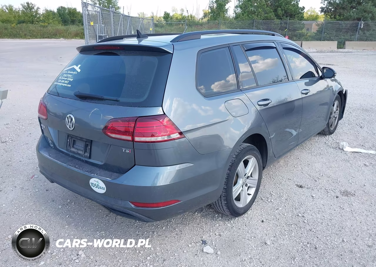 2018 Volkswagen Golf Sportwagen Tsi S-Tsi Se VIN:3VWD17AU9JM761761 - 4
