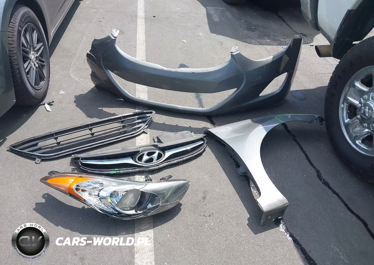 2013 Hyundai Elantra Gls VIN:5NPDH4AE3DH219099 - 12