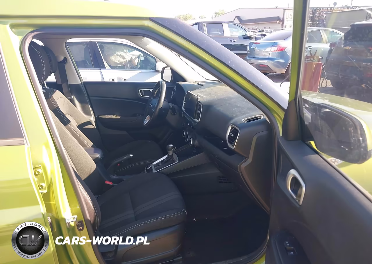 2020 Hyundai Venue Sel VIN:KMHRC8A38LU034749 - 5