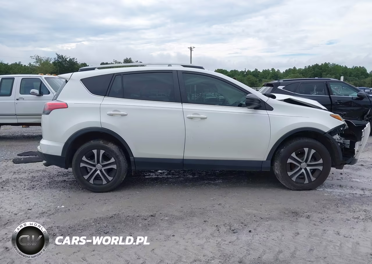 2018 Toyota Rav4 Le VIN:JTMZFREV4JJ188872 - 13