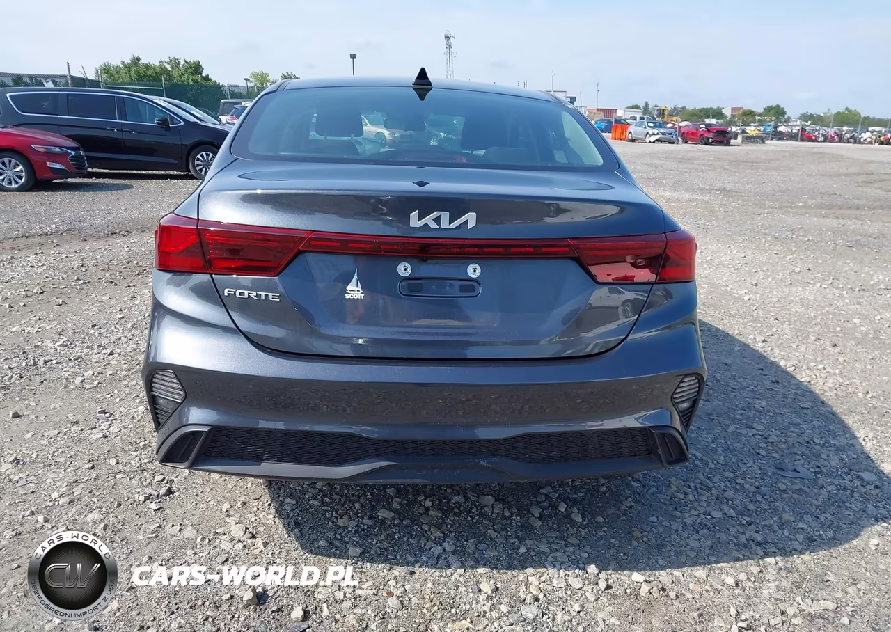 2023 Kia Forte Lxs VIN:3KPF24AD6PE675317 - 16