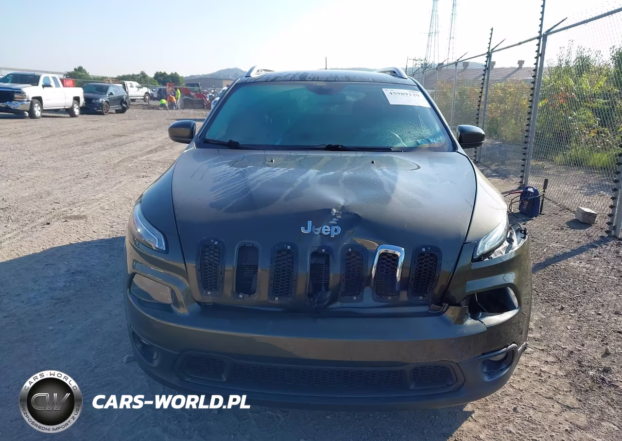 2015 Jeep Cherokee Latitude VIN:1C4PJMCS8FW692711 - 12