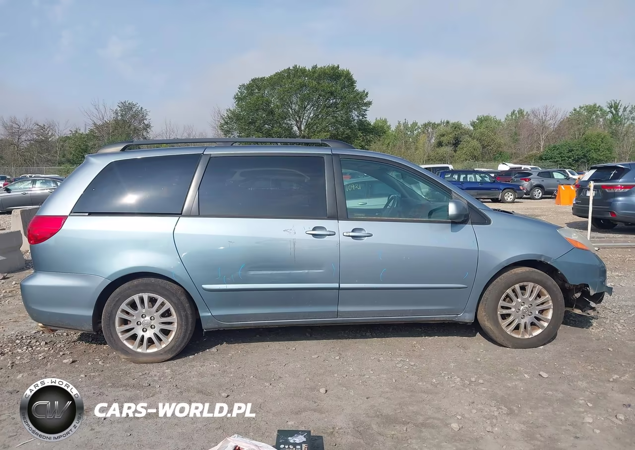 2010 Toyota Sienna Xle VIN:5TDYK4CCXAS322007 - 13