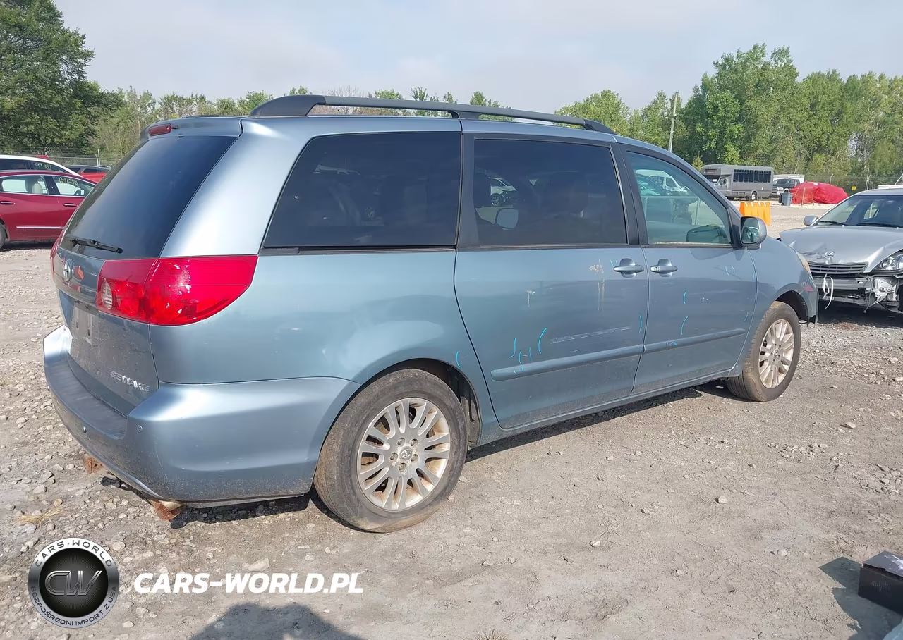 2010 Toyota Sienna Xle VIN:5TDYK4CCXAS322007 - 4