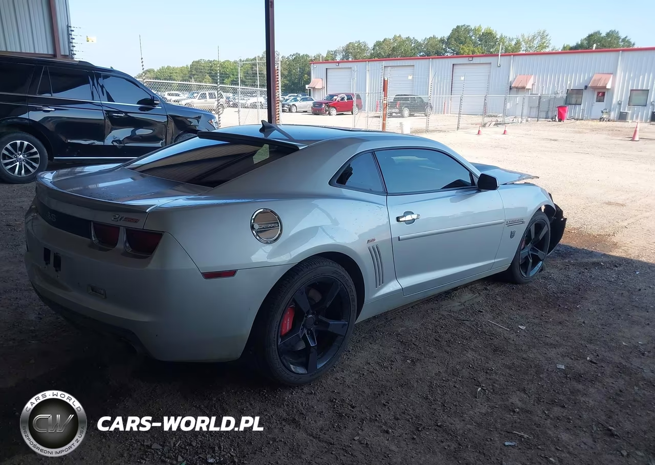 2010 Chevrolet Camaro 2Ss VIN:2G1FK1EJ1A9152512 - 4