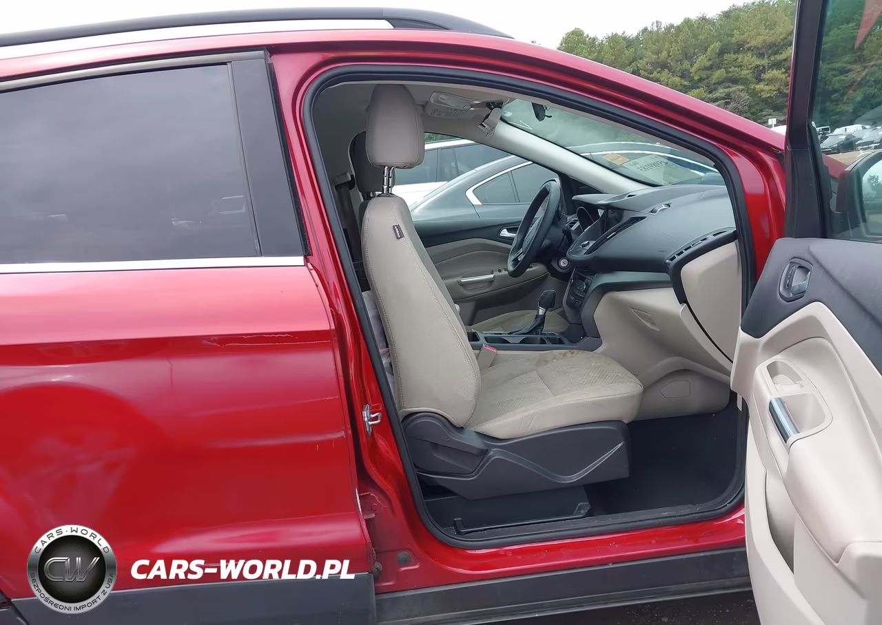 2017 Ford Escape Se VIN:1FMCU0GD8HUC65775 - 5