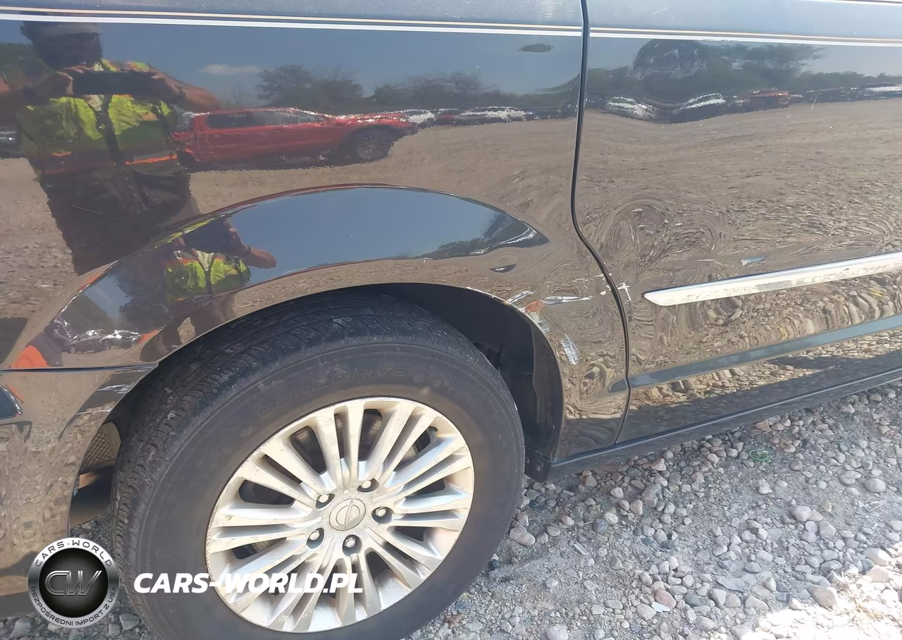 2014 Chrysler Town & Country Touring-L 30Th Anniversary VIN:2C4RC1CG3ER310847 - 6