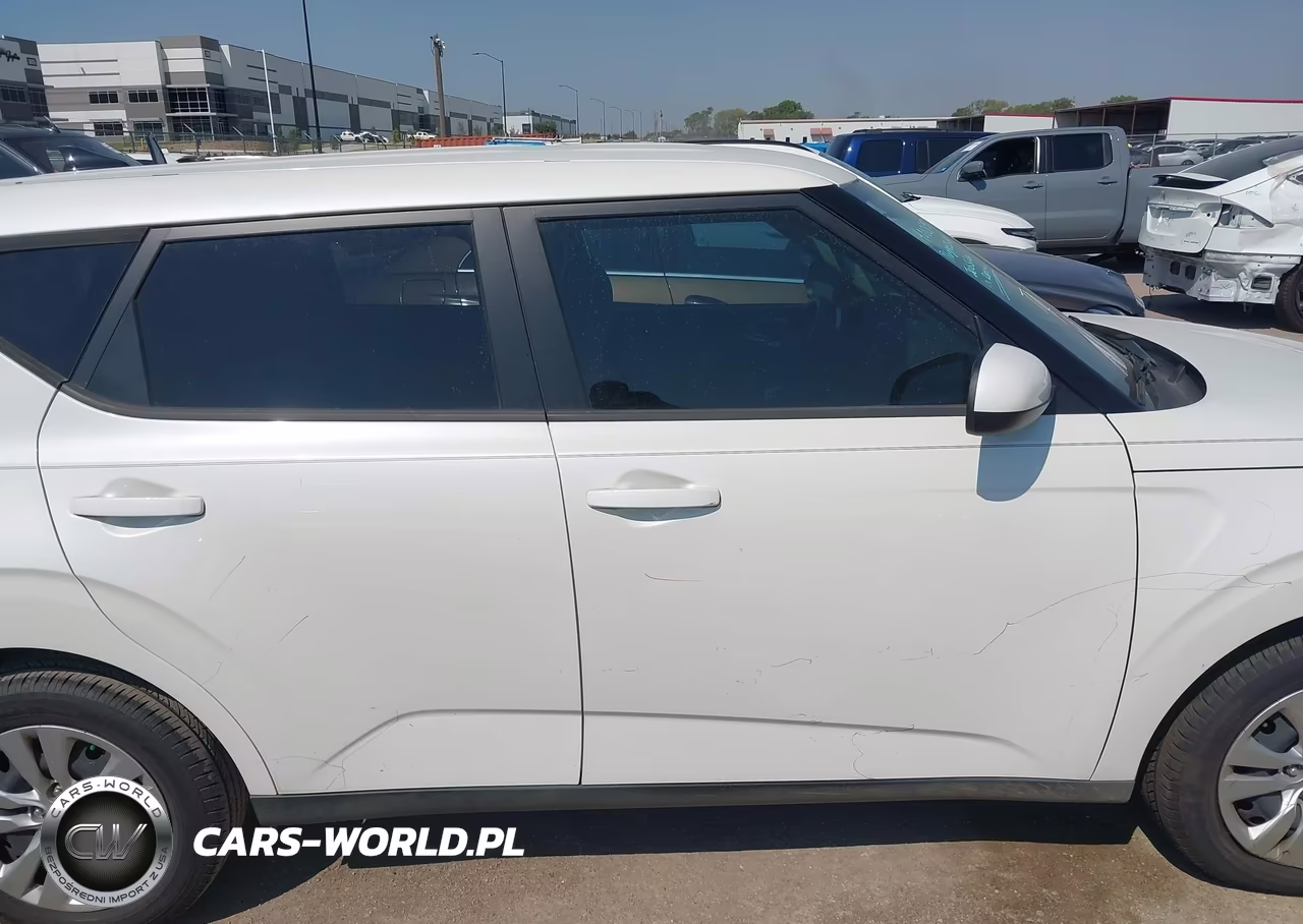 2020 Kia Soul Lx VIN:KNDJ23AU7L7728265 - 13