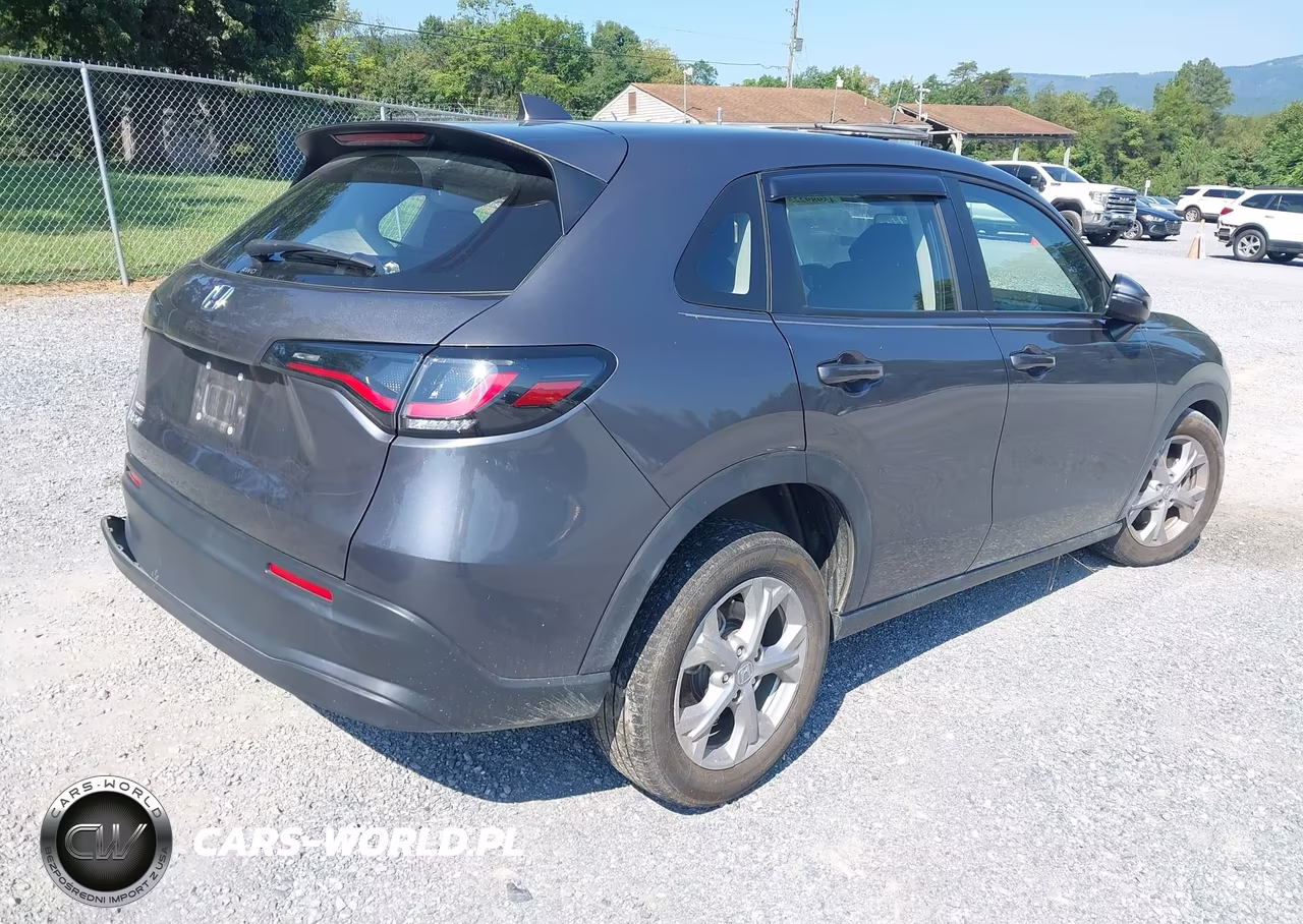 2024 Honda Hr-V Awd Lx VIN:3CZRZ2H37RM741063 - 4