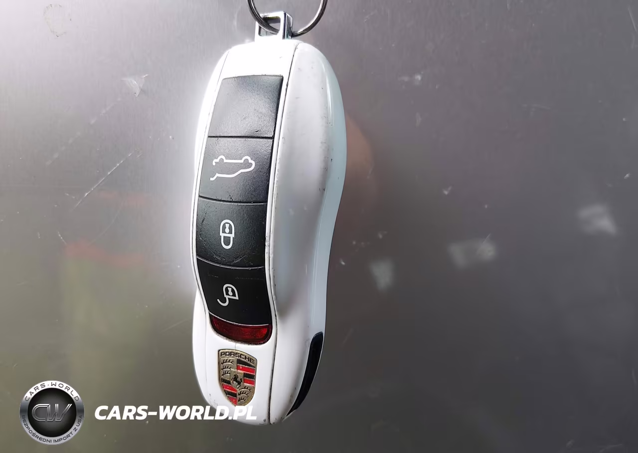 2012 Porsche Cayenne S VIN:WP1AB2A2XCLA41201 - 11