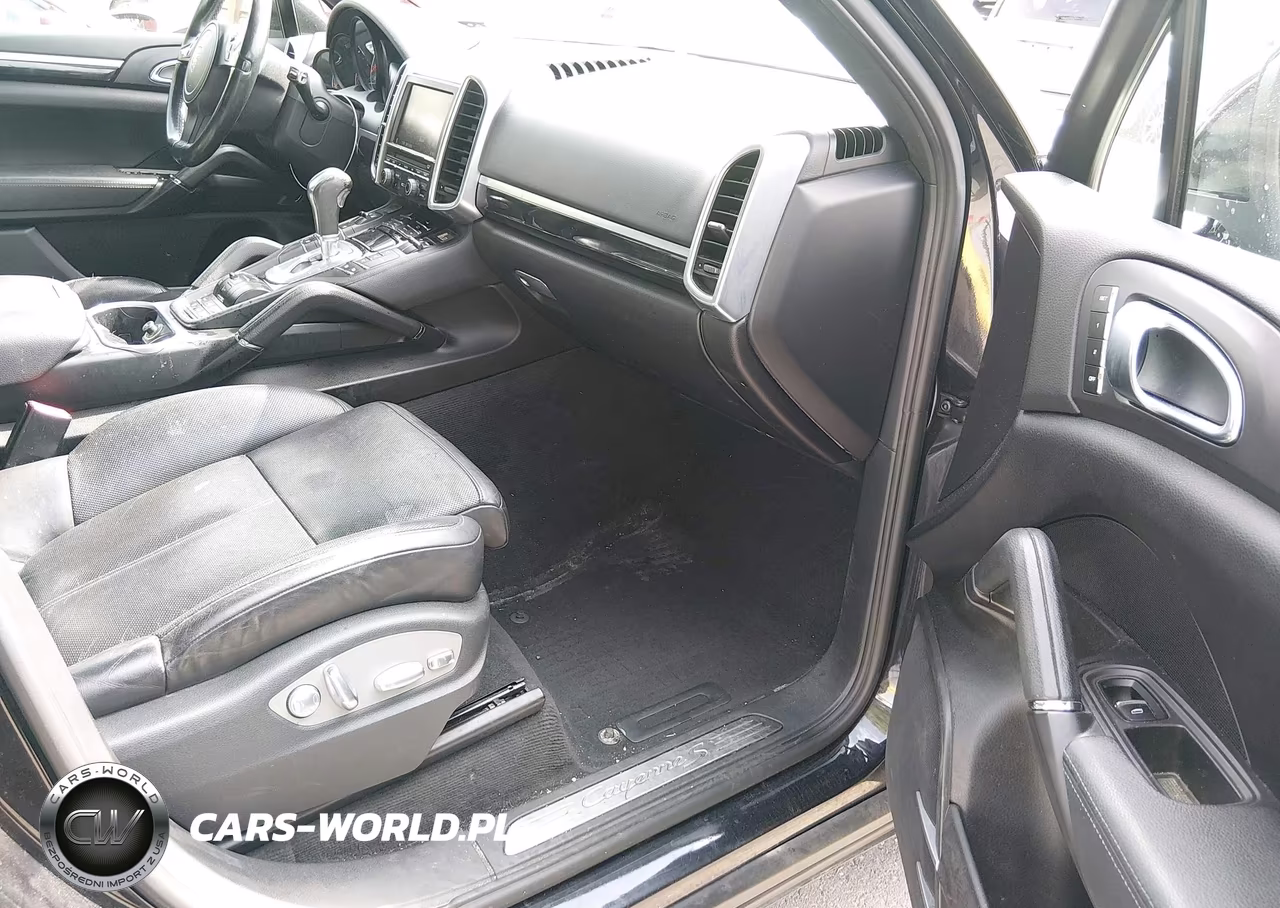 2012 Porsche Cayenne S VIN:WP1AB2A2XCLA41201 - 5