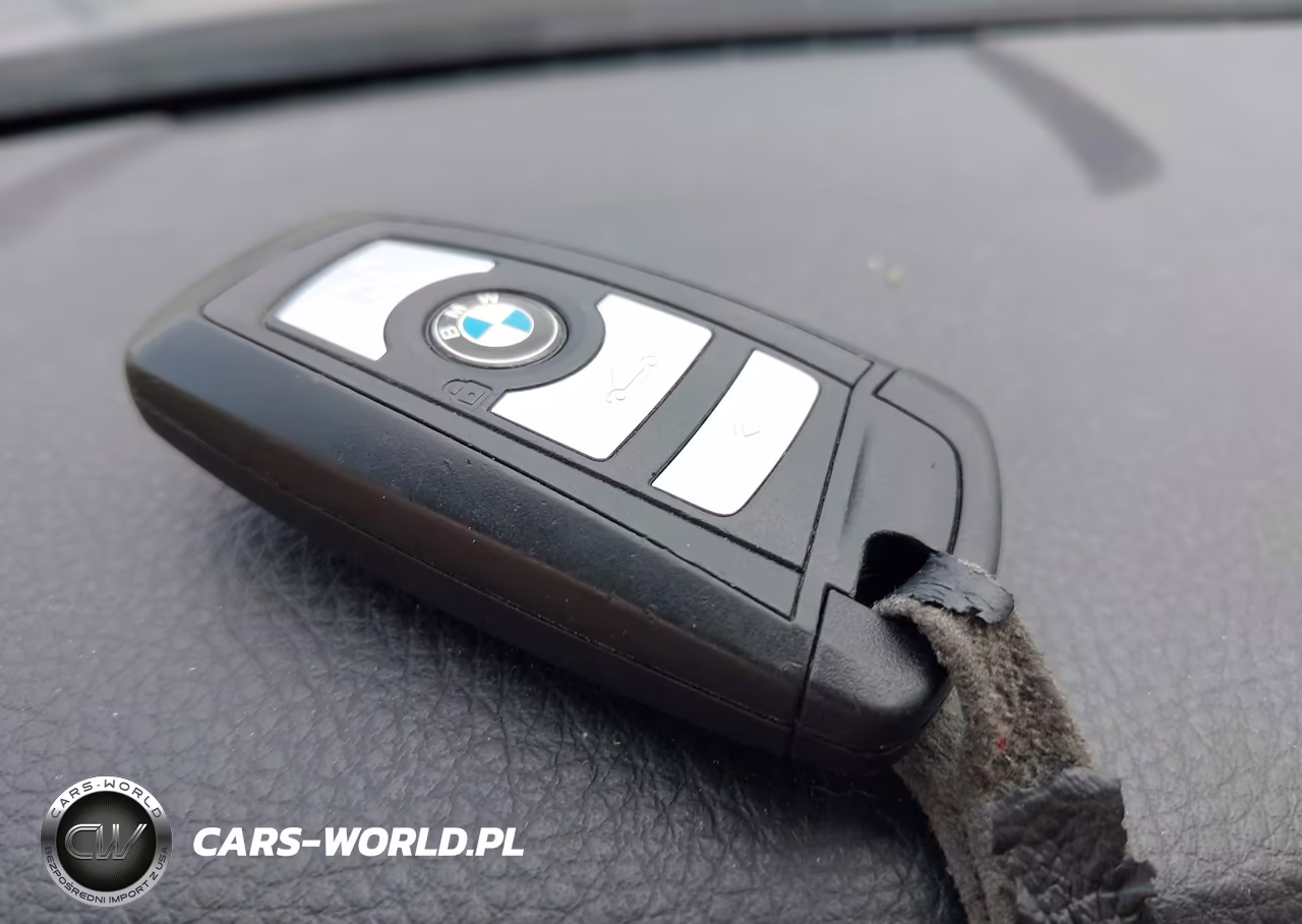 2011 BMW 528I VIN:WBAFR1C58BC744344 - 11