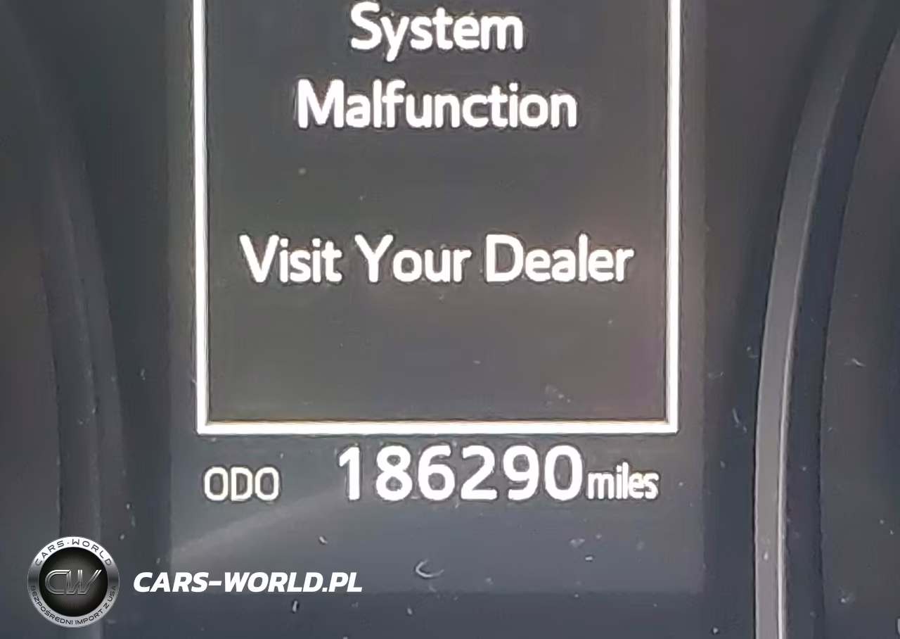 2018 Toyota Camry Le VIN:4T1B11HK6JU146085 - 15