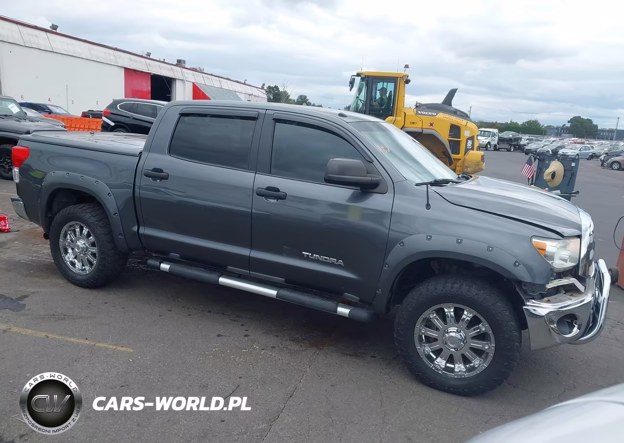 2013 Toyota Tundra Grade 5.7L V8