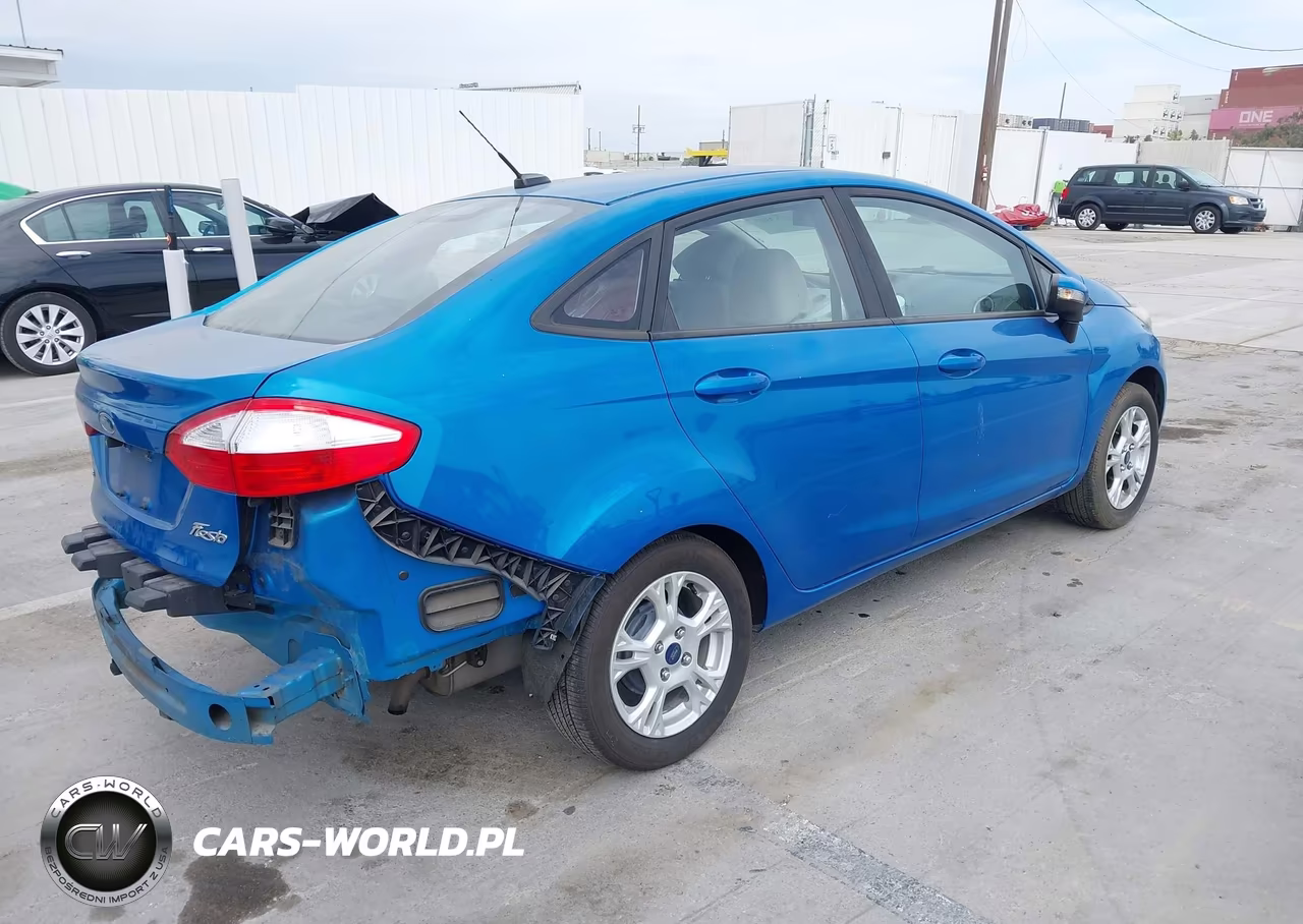 2015 Ford Fiesta Se VIN:3FADP4BJ9FM179306 - 4