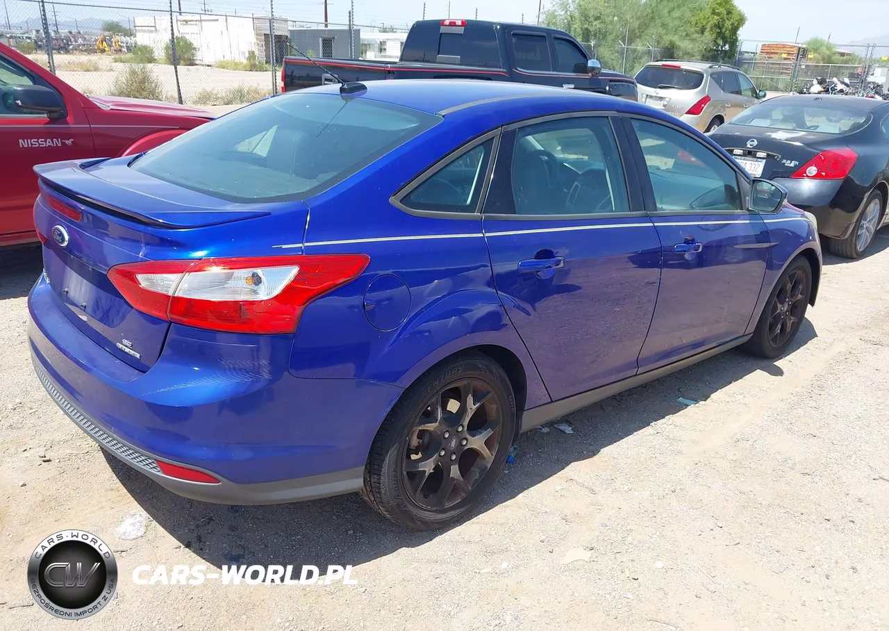 2013 Ford Focus Se VIN:1FADP3F25DL121608 - 4