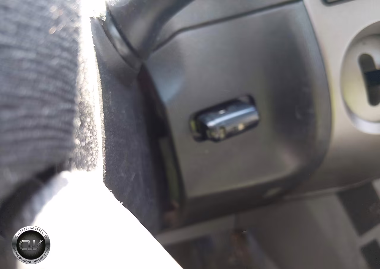 2007 Toyota Prius VIN:JTDKB20U577627747 - 11