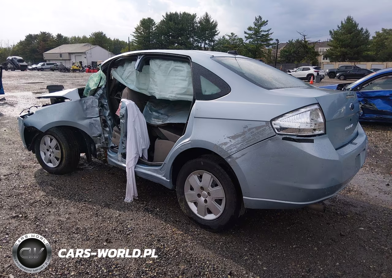 2009 Ford Focus S VIN:1FAHP34N09W256709 - 3