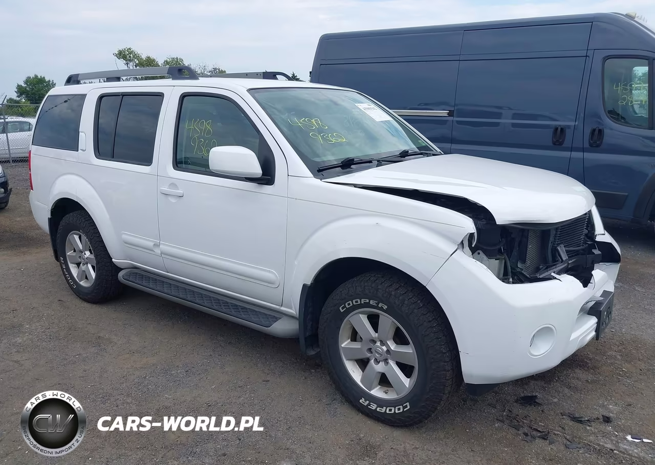 2012 Nissan Pathfinder Sv