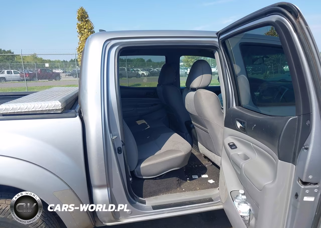 2014 Toyota Tacoma Base V6 VIN:3TMLU4EN9EM161898 - 8