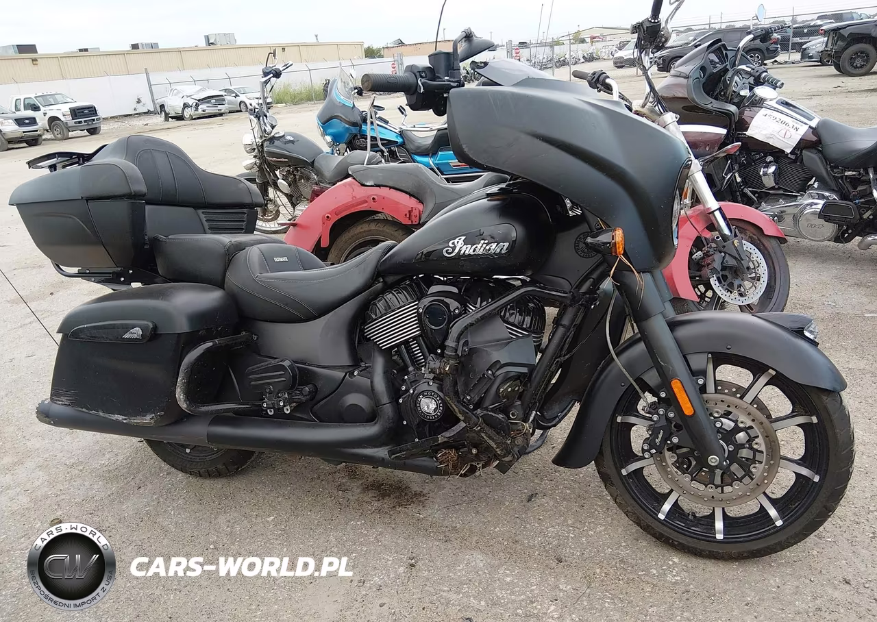 2021 Indian Motorcycle Co. Roadmaster Dark Horse VIN:56KTKDBB2M3401206 - 12