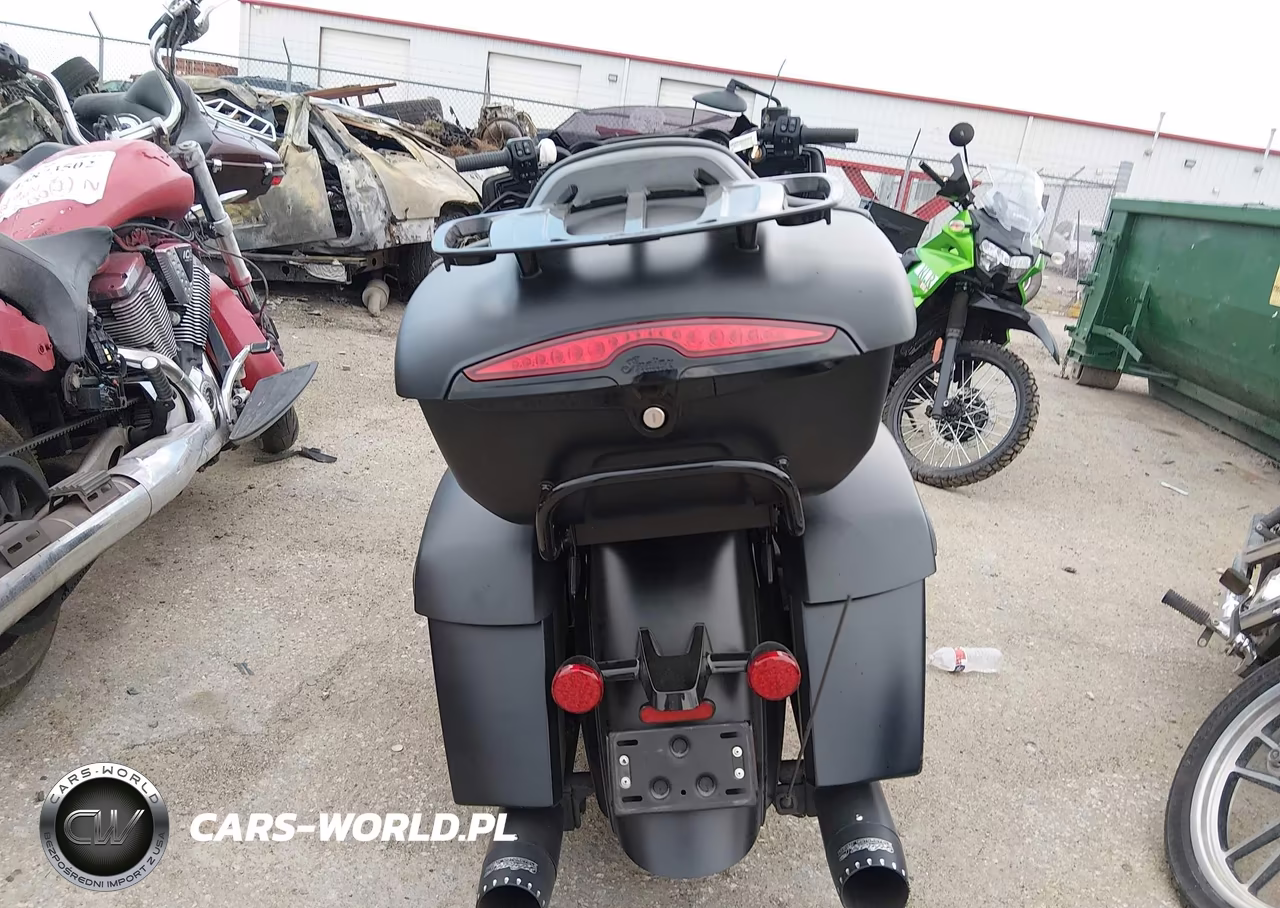 2021 Indian Motorcycle Co. Roadmaster Dark Horse VIN:56KTKDBB2M3401206 - 6