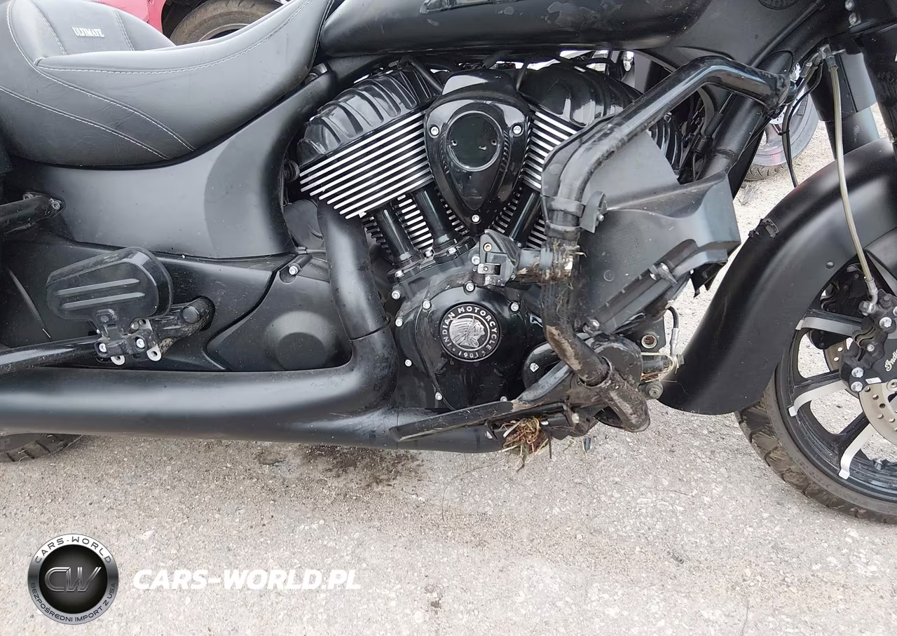 2021 Indian Motorcycle Co. Roadmaster Dark Horse VIN:56KTKDBB2M3401206 - 8