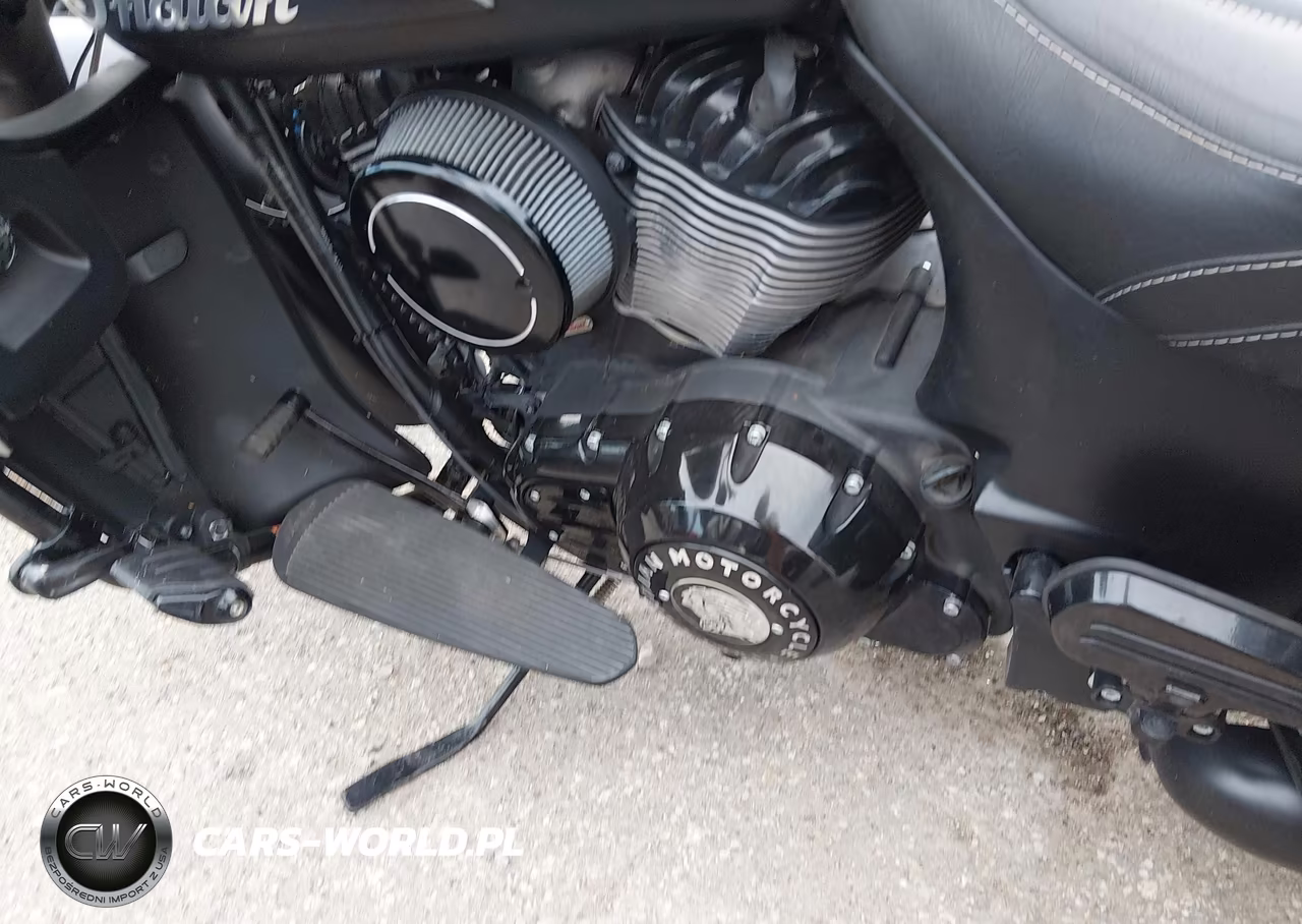 2021 Indian Motorcycle Co. Roadmaster Dark Horse VIN:56KTKDBB2M3401206 - 9