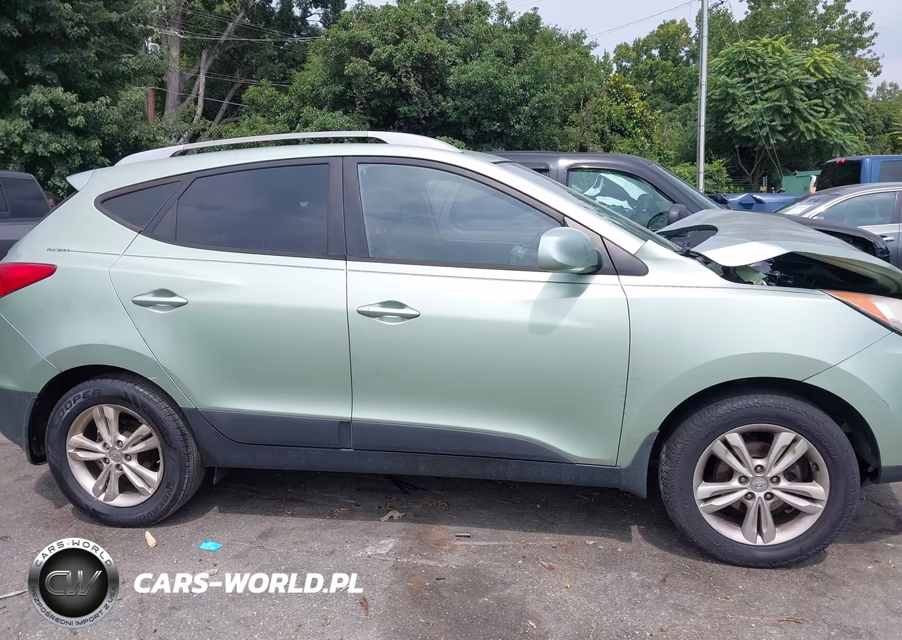 2011 Hyundai Tucson Gls VIN:KM8JU3AC6BU173614 - 13