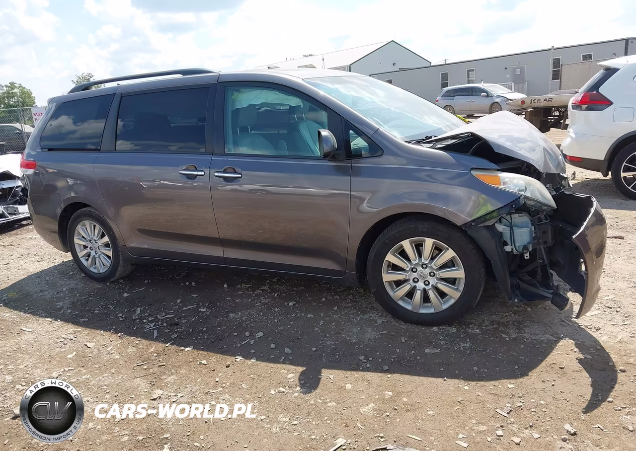 2011 Toyota Sienna Ltd VIN:5TDYK3DCXBS099719 - 13