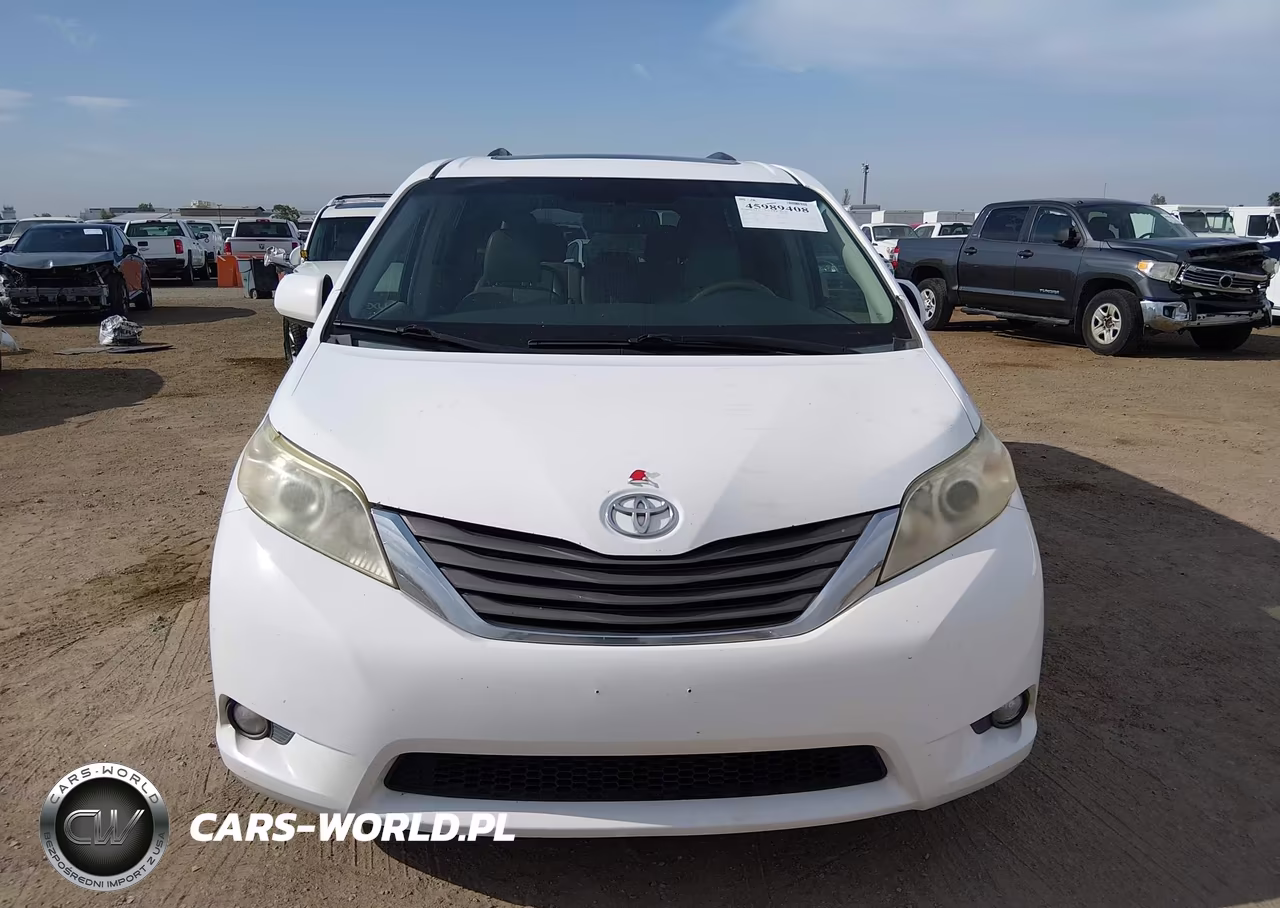 2011 Toyota Sienna Xle V6 VIN:5TDYK3DC8BS171792 - 12