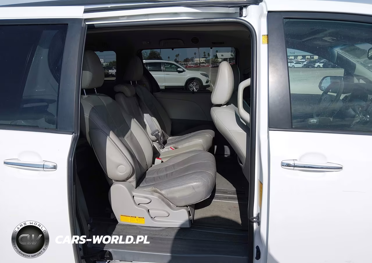 2011 Toyota Sienna Xle V6 VIN:5TDYK3DC8BS171792 - 8