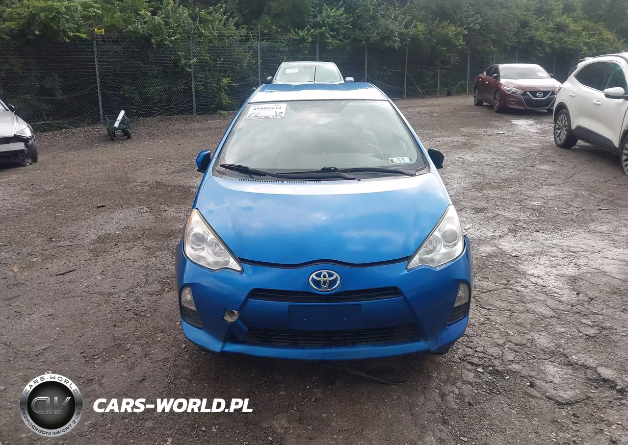 2014 Toyota Prius C One VIN:JTDKDTB31E1563985 - 12