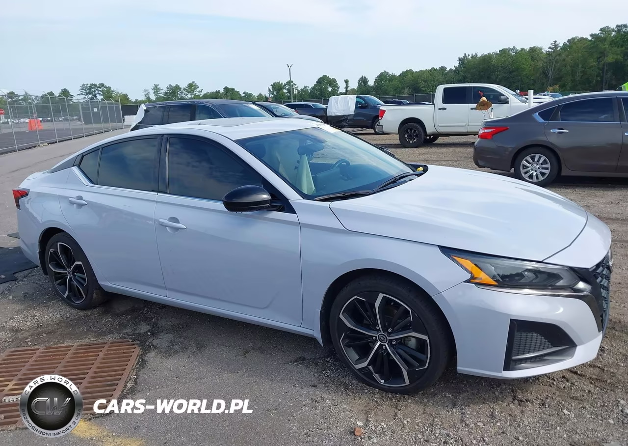 2024 Nissan Altima Sr Fwd
