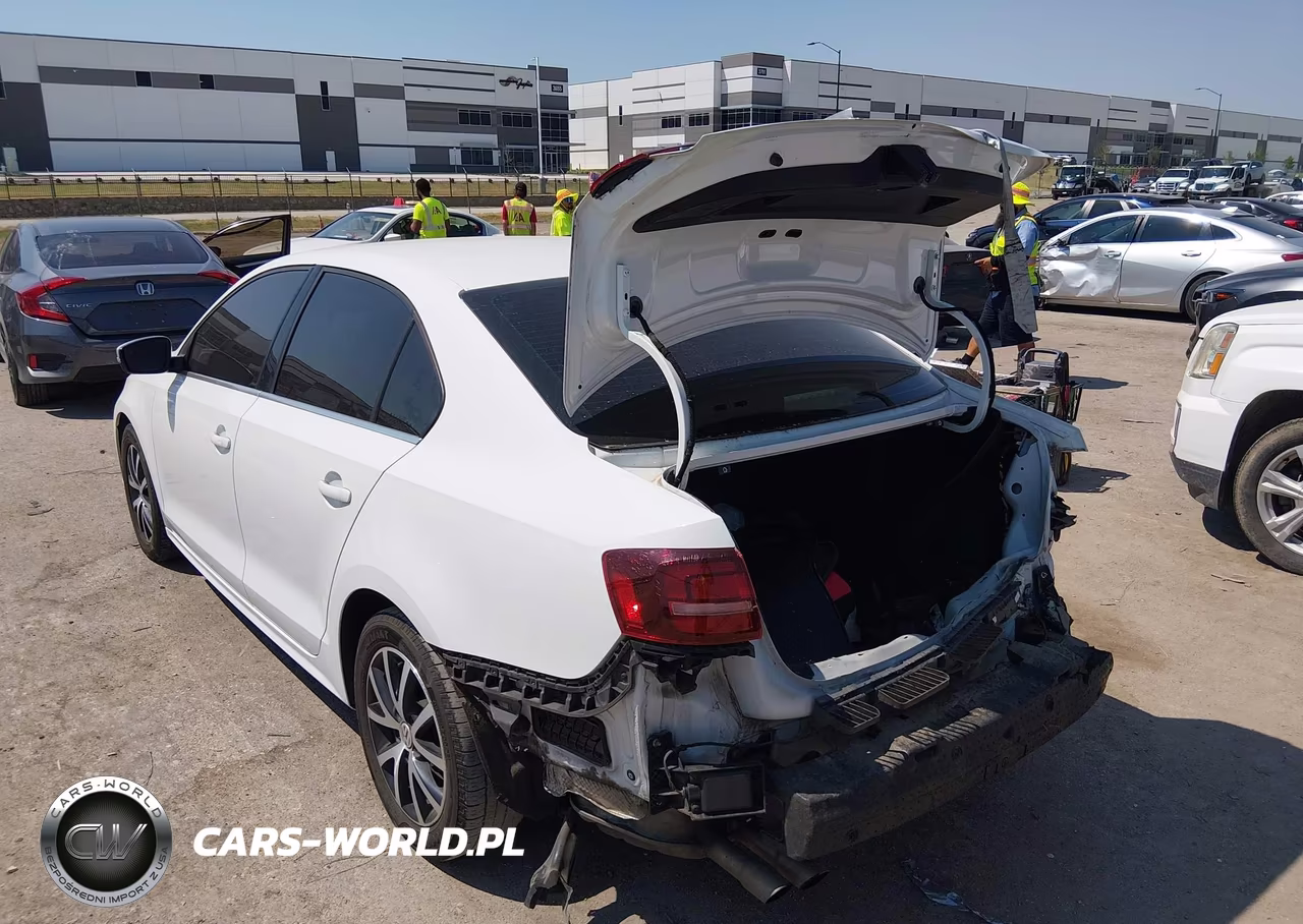 2018 Volkswagen Jetta 1.4T Se-1.4T Wolfsburg Edition VIN:3VWDB7AJ3JM250615 - 3